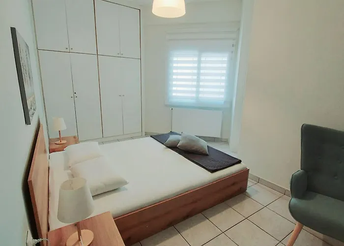 Frida's Urban Escape *